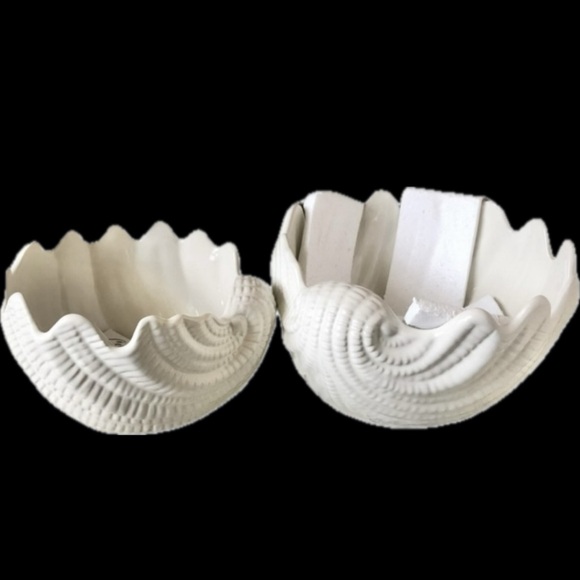 Celebrating Home Stoneware Serving Bowls shells shaped - Picture 2 of 9